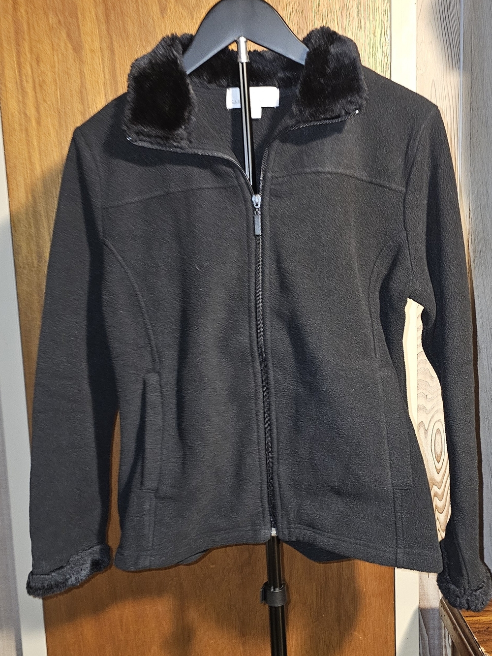 Carolyn Taylor Black Teddy-Fleece Petite Zip Jacket with Faux-Fur Collar